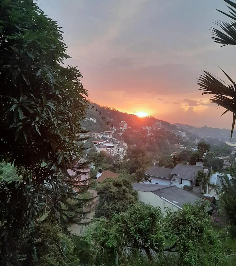 Guest house Laaya Kandy Sri Lanka