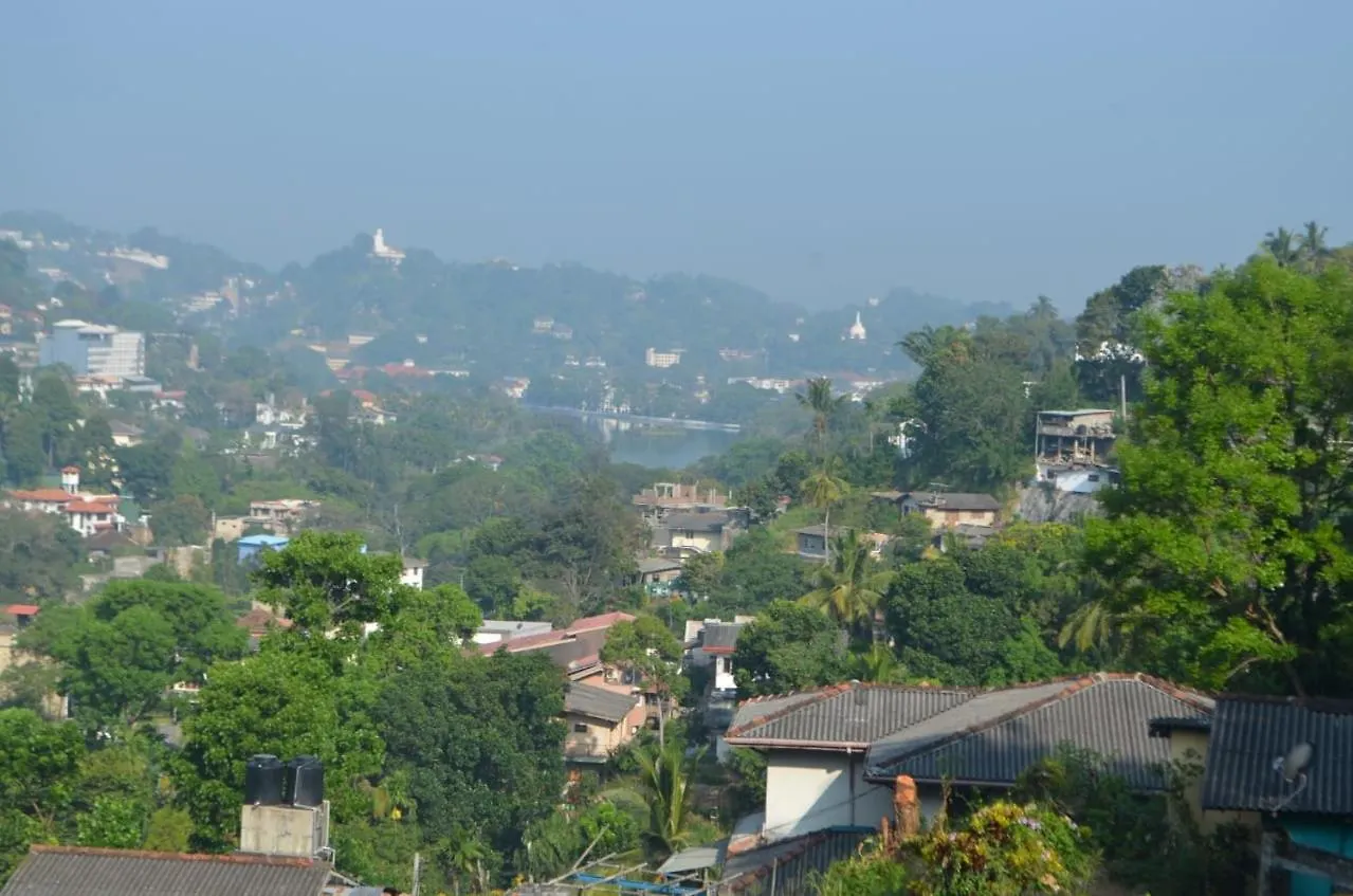 Laaya Kandy Guest house
