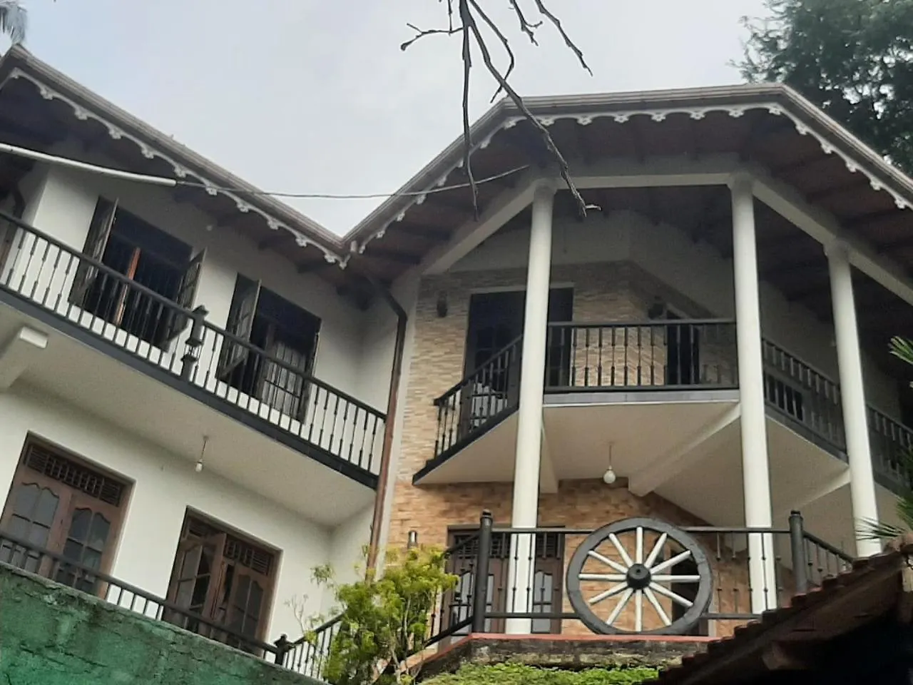 Laaya Kandy